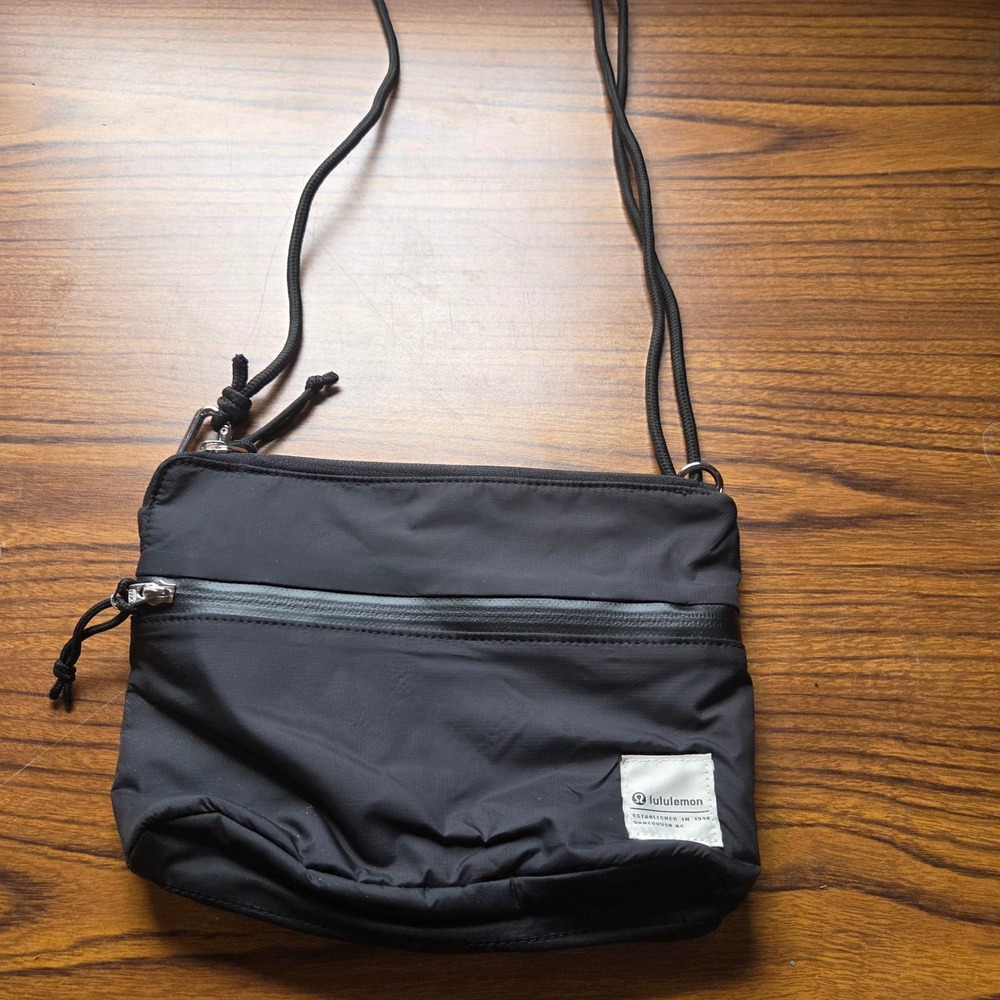 Lululemon Easy Access Crossbody Bag Black Water Repellent Travel Pouch